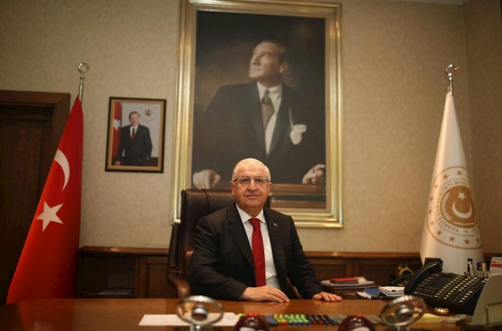 “Bilgi ve Tecrübeleriyle Geleceğimize Işık Tutan Babalarımıza Hak Ettikleri Sevgi, Saygı ve Vefayı Göstermek Hepimizin Ortak Sorumluluğudur”