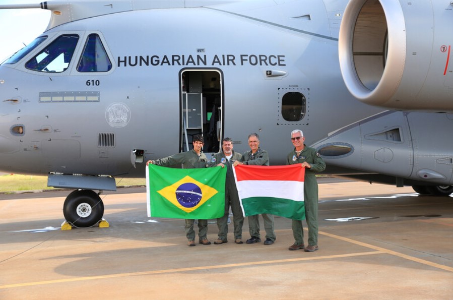 Macaristan’a C-390 nakliye uçağı teslimatı tamamlandı
