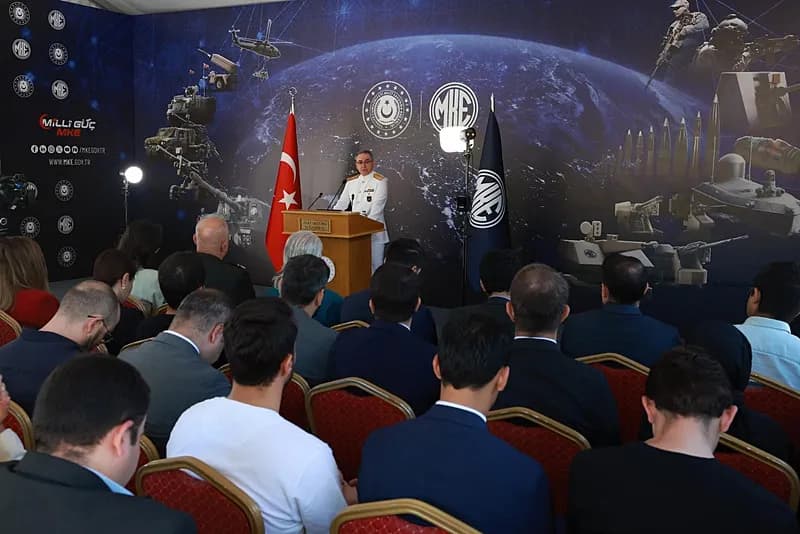 MSB Basın ve Halkla İlişkiler Müşaviri ve Bakanlık Sözcüsü Tuğamiral Zeki Aktürk (Foto: AA)
