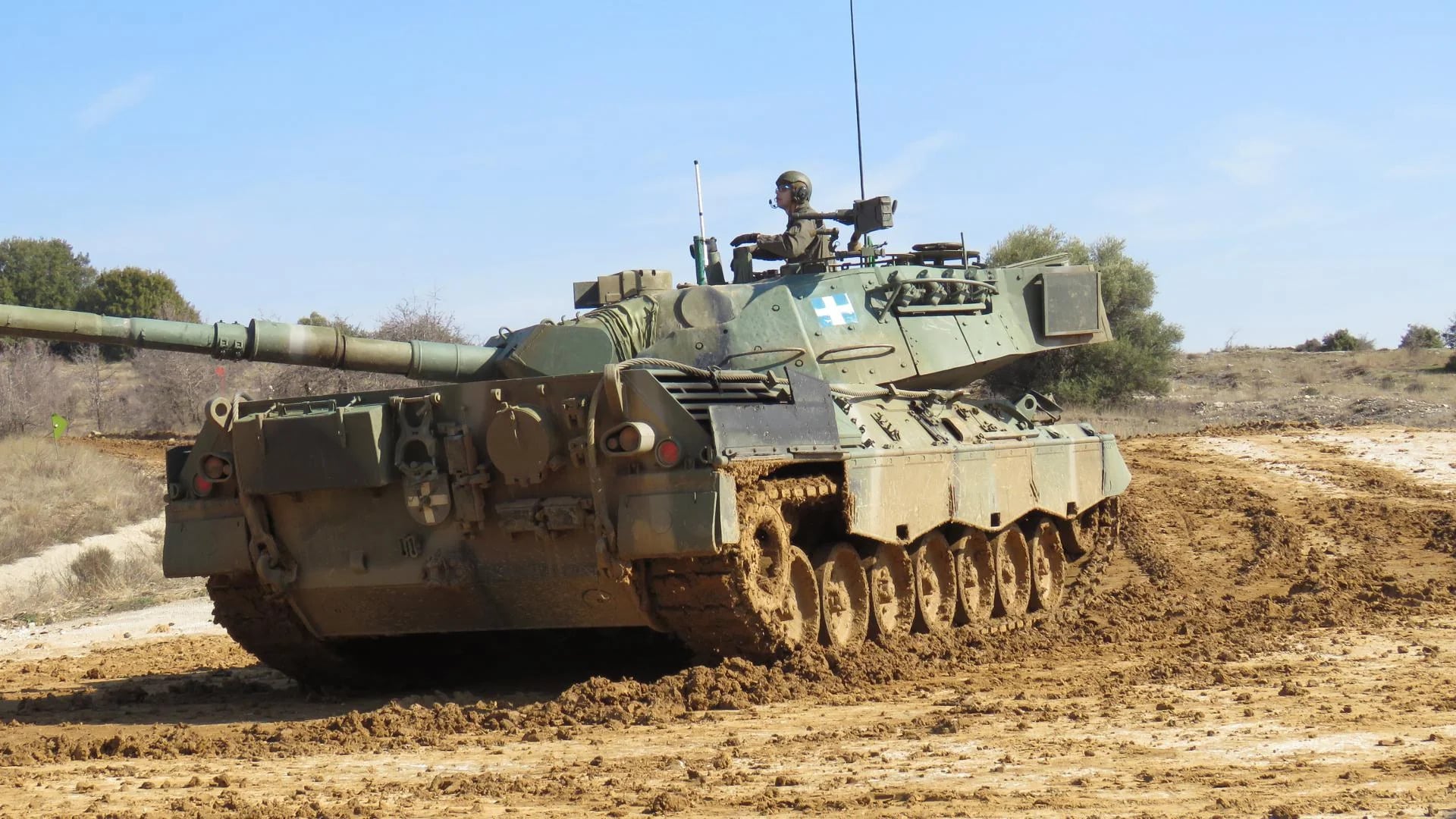 GKRY Yunanistan’ın Leopard tanklarını beğenmedi
