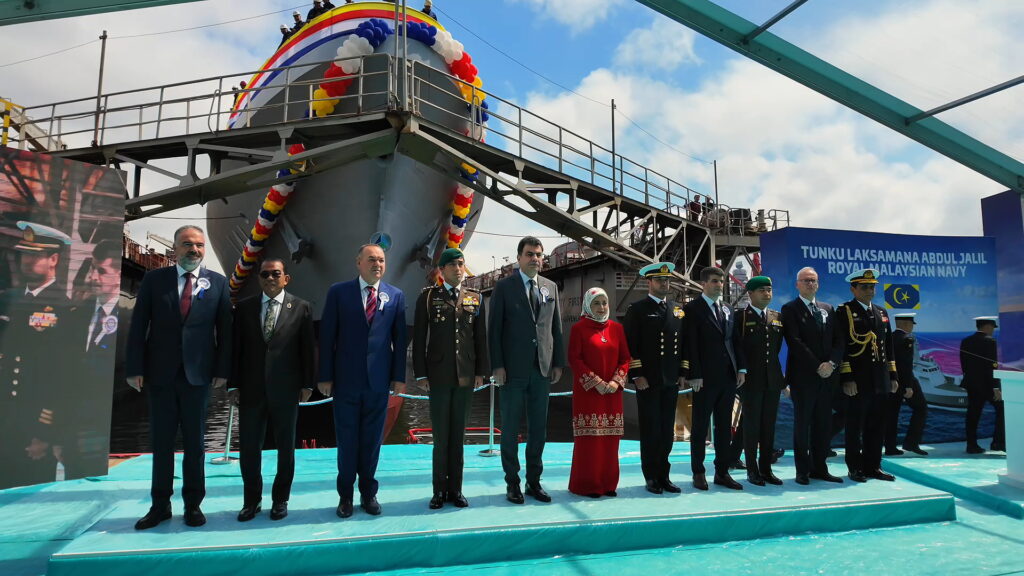 Malezya Korvet Projesi’nde İlk Gemi Tunku Laksamana Abdul Jalil Denize İndirildi