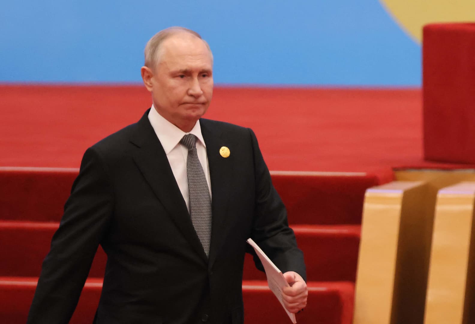 Putin, Ukrayna'nın Savaşı Kısıtlama Teklifini Reddetti, Bölgesel Hedefleri Yeniledi
