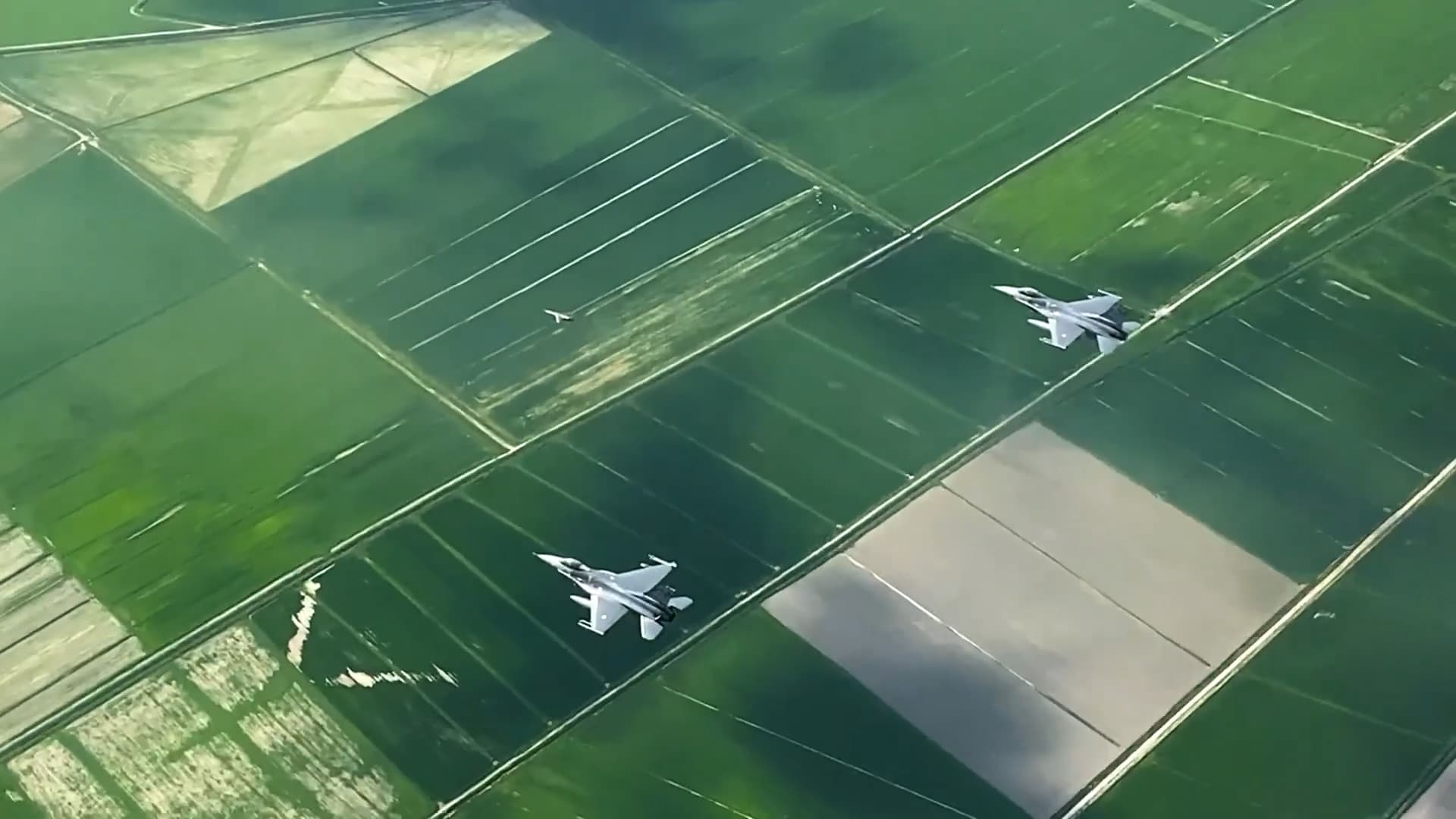 SÜPER ŞİMŞEK F16
