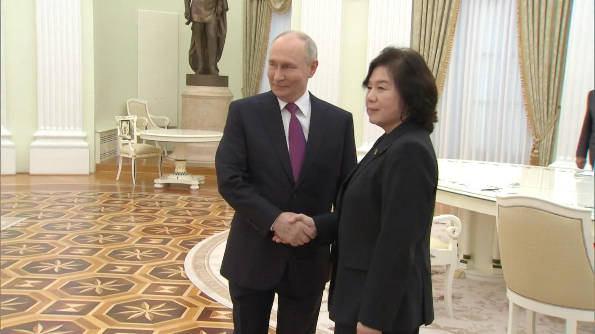 Putin, Kuzey Kore Dışişleri Bakanıyla Görüştü, Savaş Desteğini Övdü