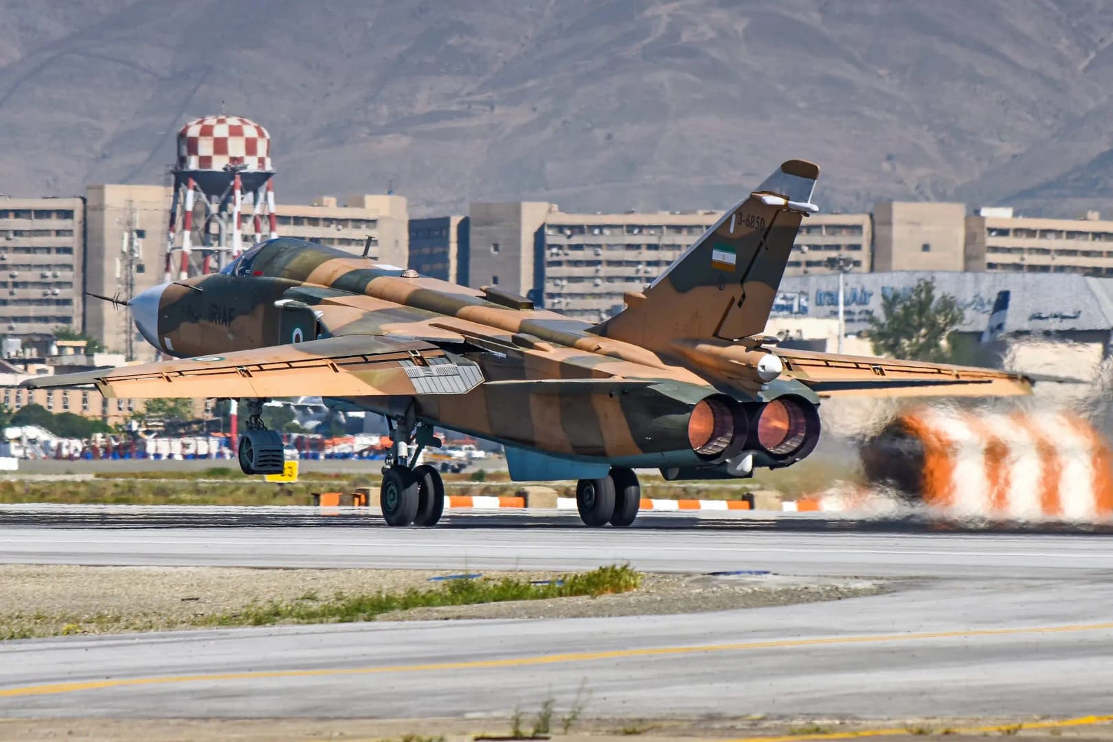 İran, Katar'dan Pilotların Serbest Bırakılmasını İstedı