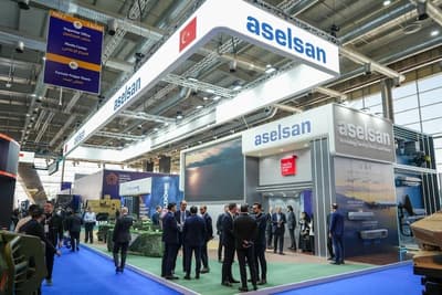 ASELSAN, ilk yarı siparişlerinde %72 artışla 4,9 milyar dolara ulaştı ve birikmiş siparişleri %45 artarak rekor 23,2 milyar dolara çıktı