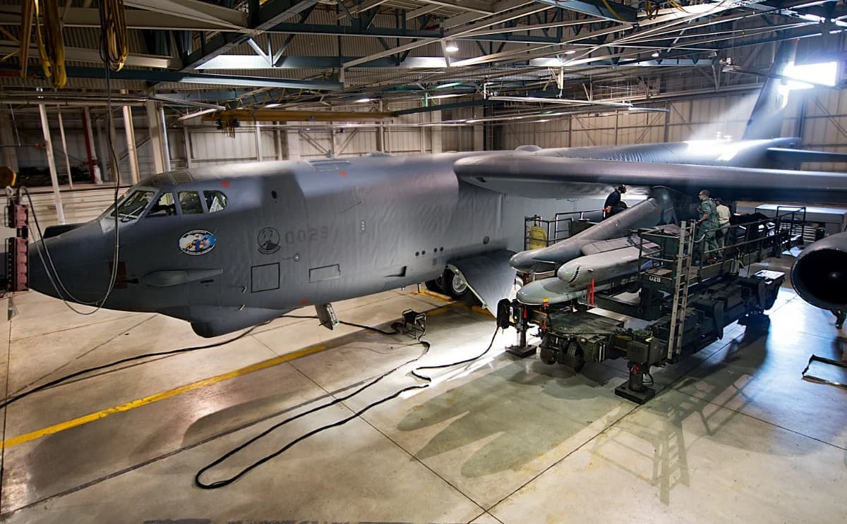 Boeing, AGM-86 Nükleer Seyir Füzeleri İçin 50 Milyon Dolarlık Sözleşme Kazandı