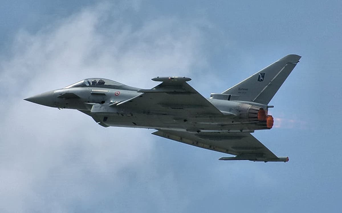 Letonya Hava Sahasında Dron Vuruldu
