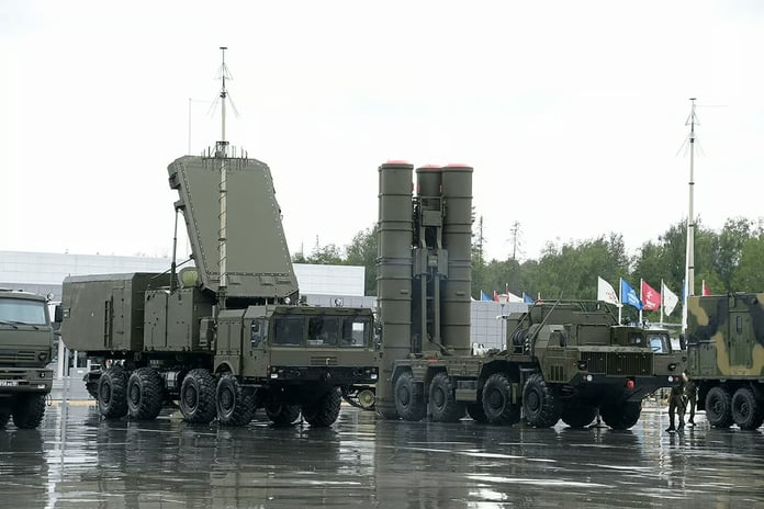 Rusya, S-400 ve S-350 hava savunma sistemlerinin üretimini artırıyor