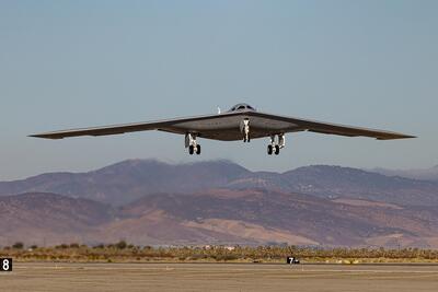 ABD, hayalet bombardıman uçağı B-21 Raider’ın üretimini