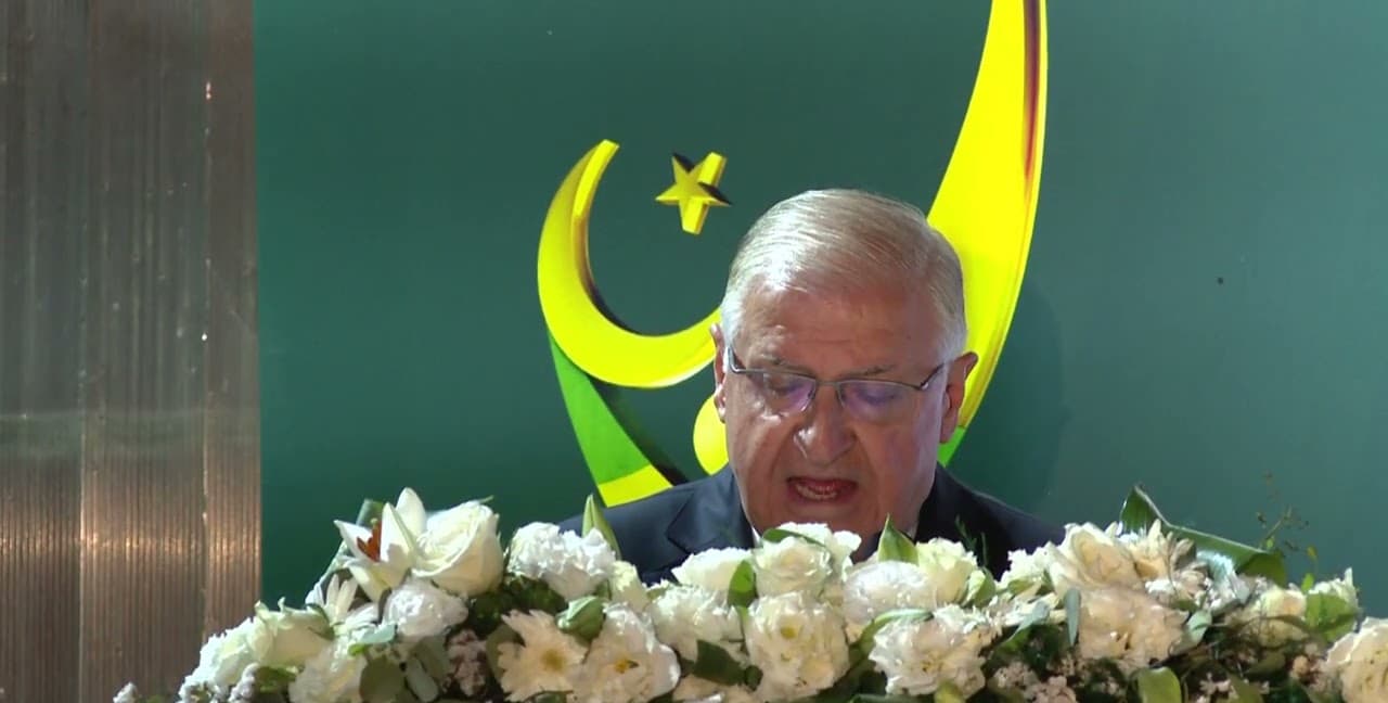 Bakan Yaşar Güler, Pakistan Savunma ve Şehitler Günü Dolayısıyla Düzenlenen Resepsiyona Katıldı