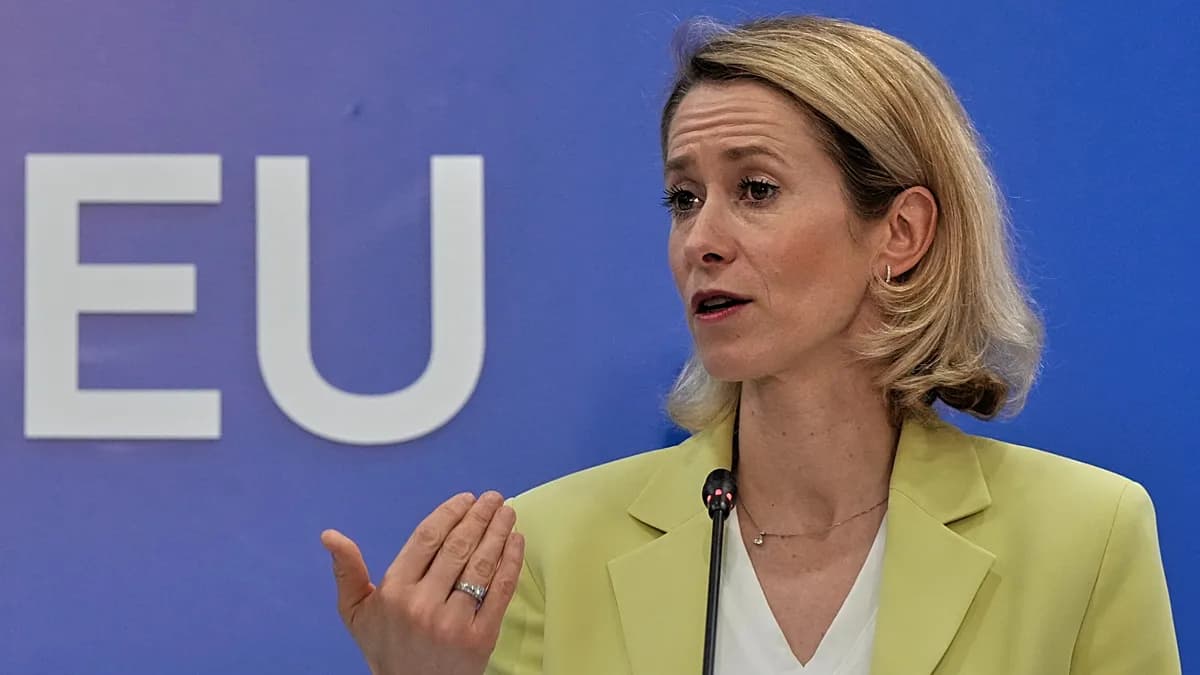 AB, Rusya'nın Askeri Sanayiine Yönelik 5 Kişiye Yaptırım Uyguladı