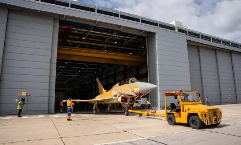 İspanya’nın ilk AESA radarlı Eurofighter HALCIN I uçağı fabrikadan çıktı