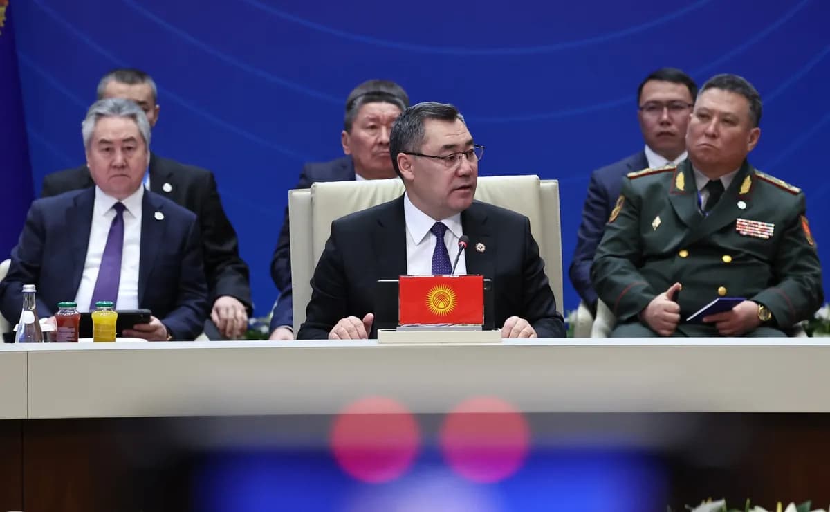 Kırgızistan Savunma Bakanı Ruslan Mukambetov