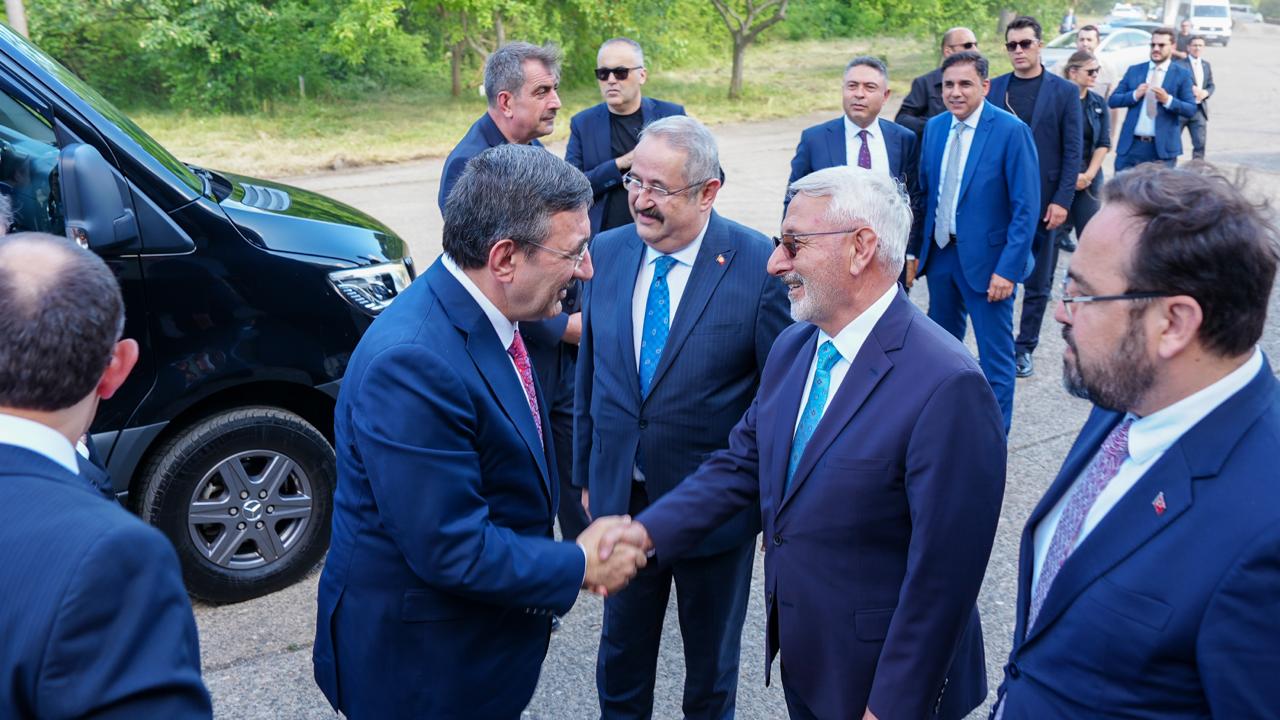 Cumhurbaşkanı Yardımcısı Cevdet Yılmaz’dan MKE’ye ziyaret