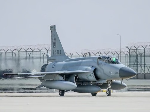 Pakistan, İran savaşı sırasında Suudi Arabistan’a savaş uçakları ve binlerce asker konuşlandırdı
