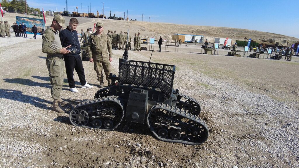 Eksiksiz, İstikrarlı Bir Ateşkes için Ateş Serbest!