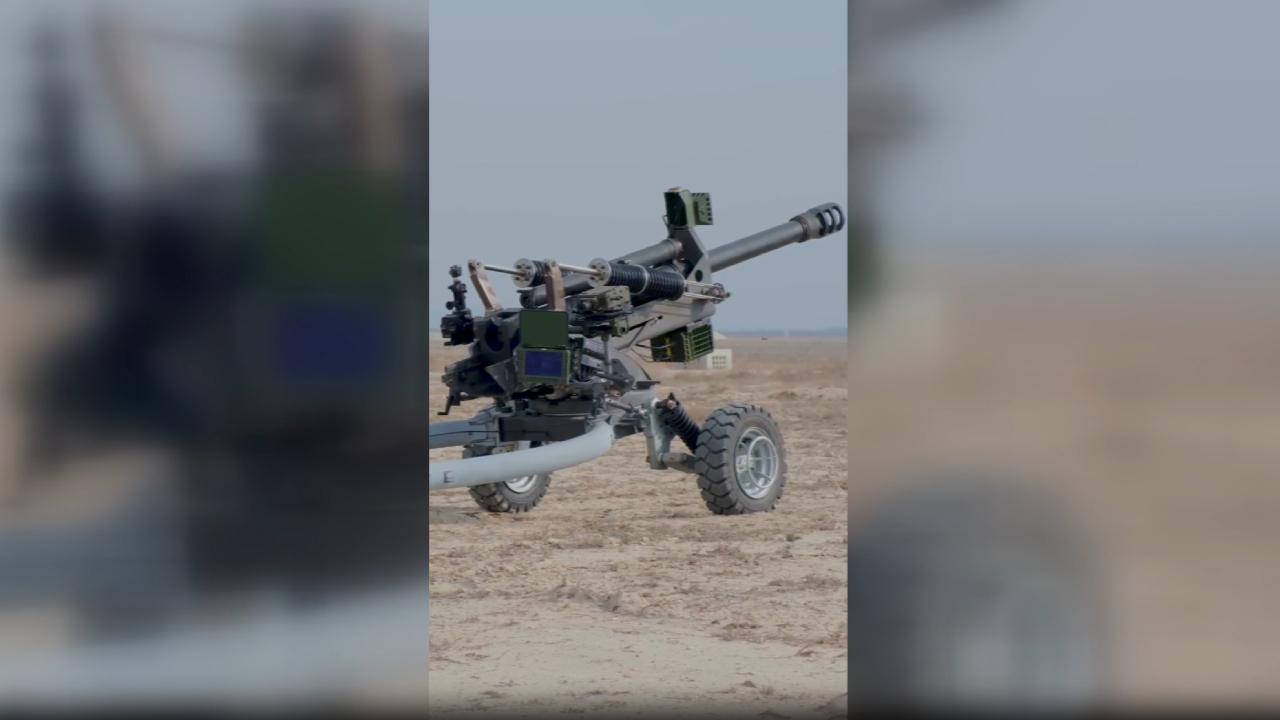 Hafif çekili obüs BORAN, Kuzey Makedonya'ya ihraç edildi