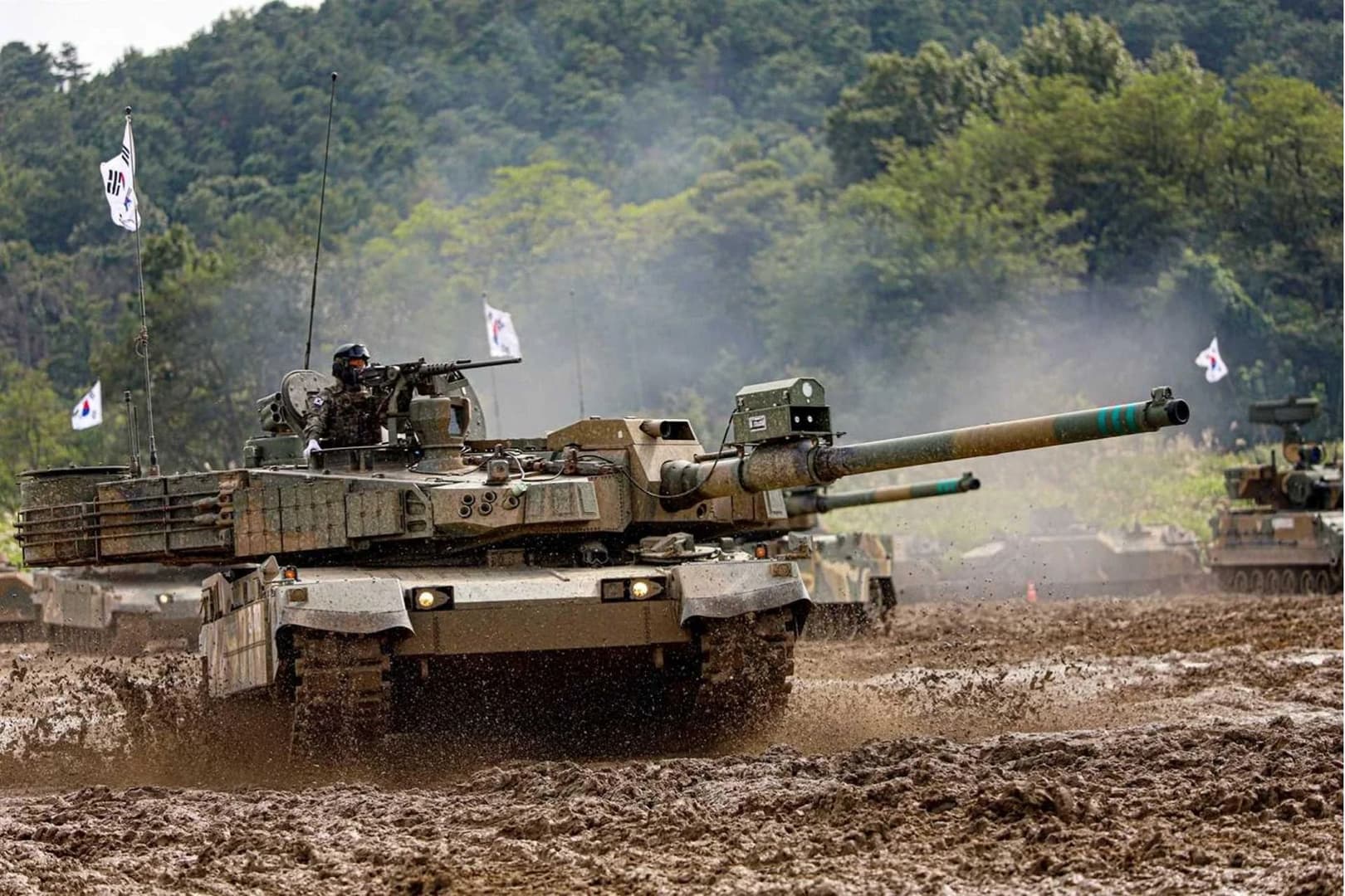 Güney Kore, K2 Kara Panter Tanklarını İHA Tehditlerine