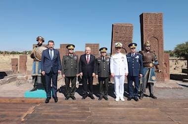 Cumhurbaşkanı Erdoğan'ın himayesinde Malazgirt Zaferi'nin