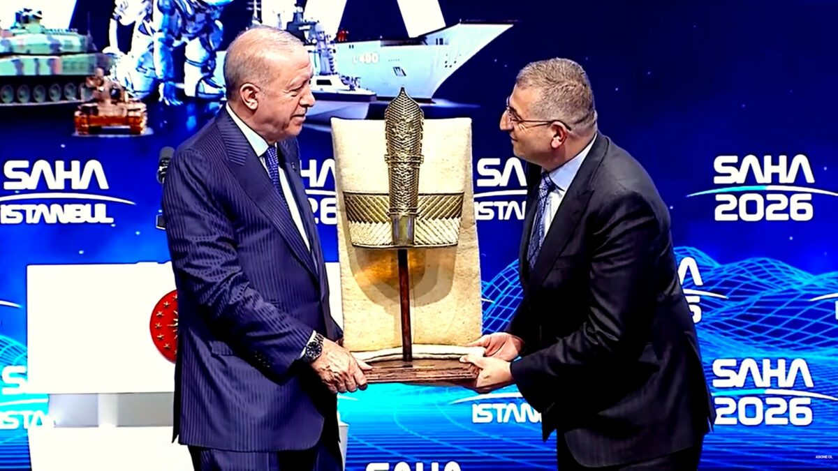 “Yapamazsınız! Diyenlere Cevabımızı, Yaptığımız, Tamamladığımız, Harp Sahalarında Başarıyla Test Edilmiş Ürünlerle Verdik”
