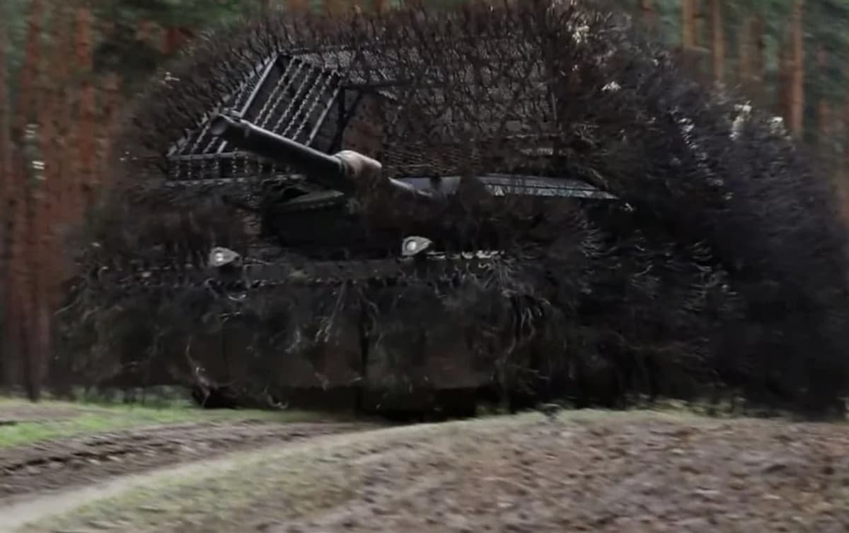 Ukrayna, M1 Abrams ve BMP-1TS'ye Rus tasarımı 'kirpi' zırhını taktı