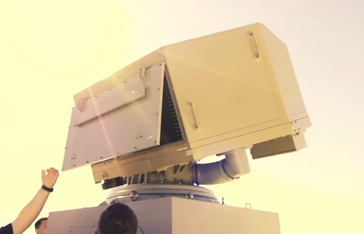 ABD Deniz Kuvvetleri, Saab'dan Beş Adet Radar Sistemi