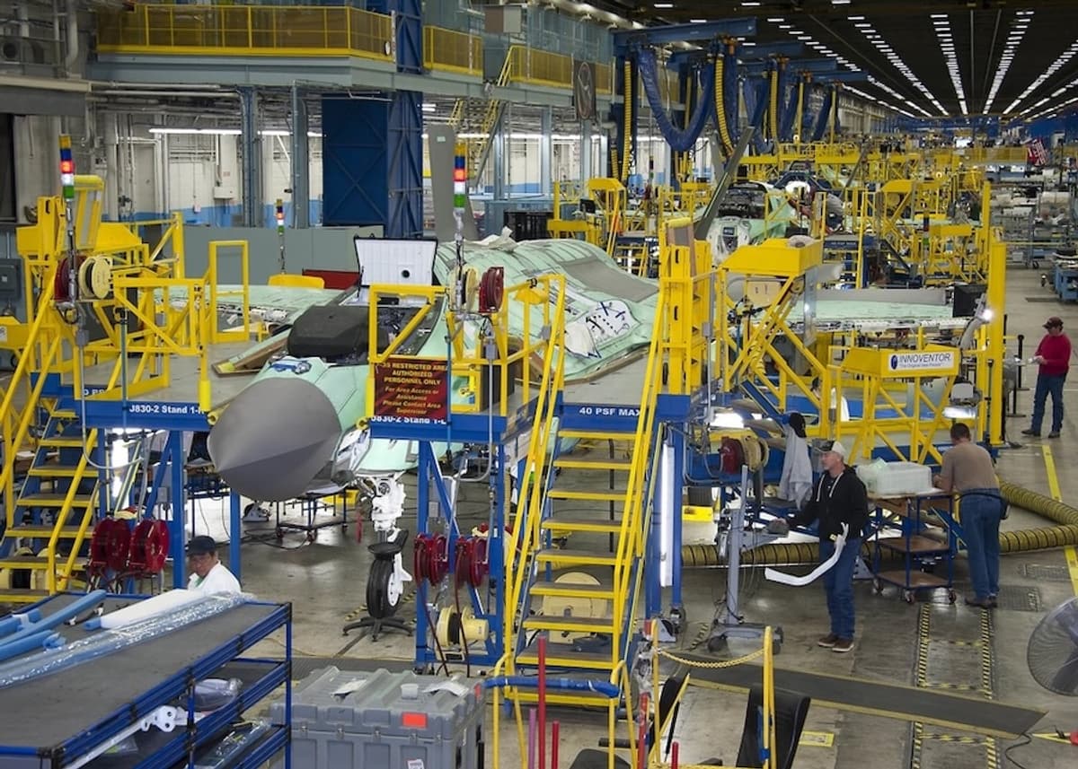 ABD Savunma Sanayiini Güçlendirmek İçin 2 Milyar Dolarlık