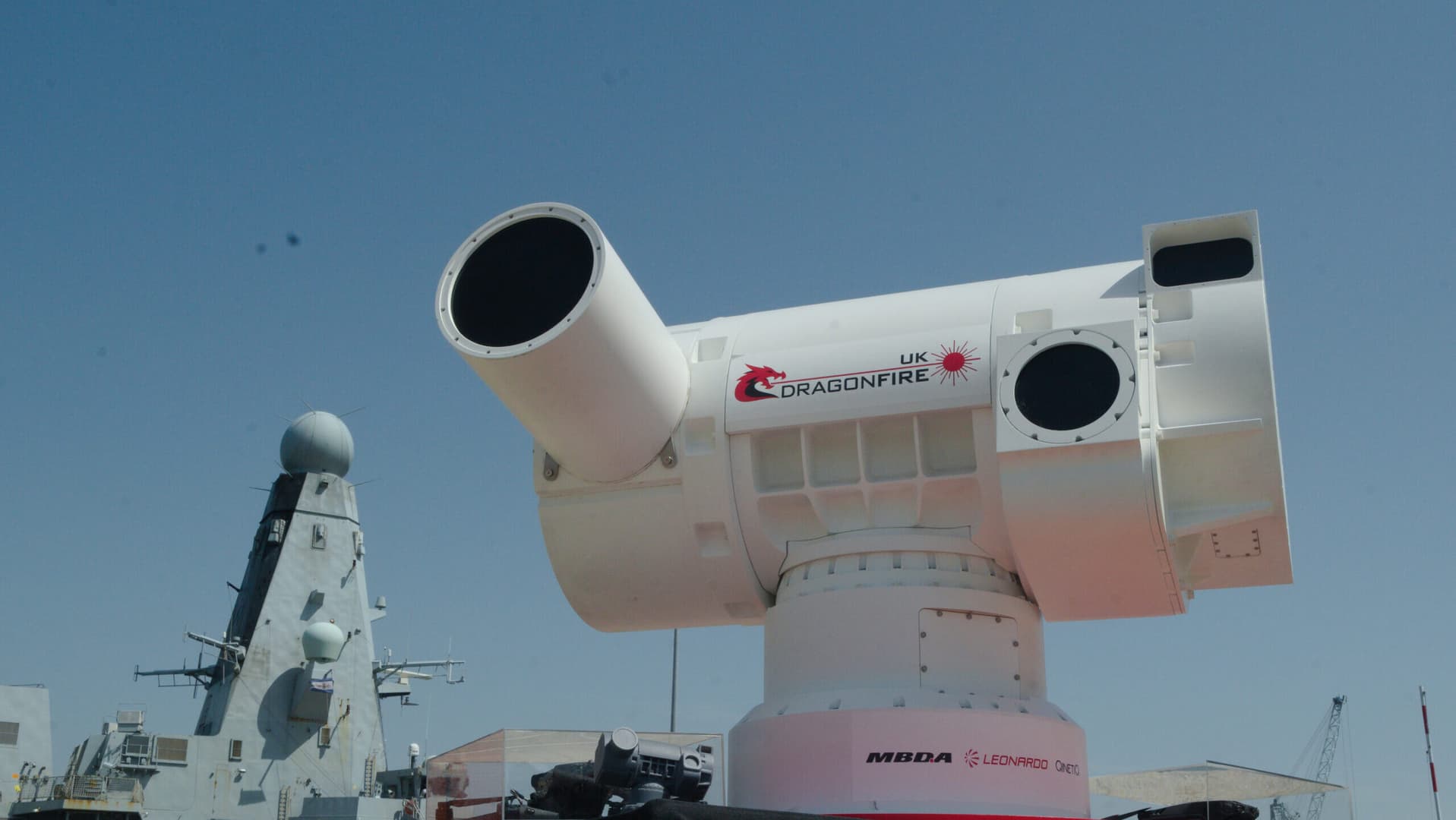 İngiliz endüstri ekibi, DragonFire lazerini Type 45 fırkateyni için küçültmeyi hedefliyor