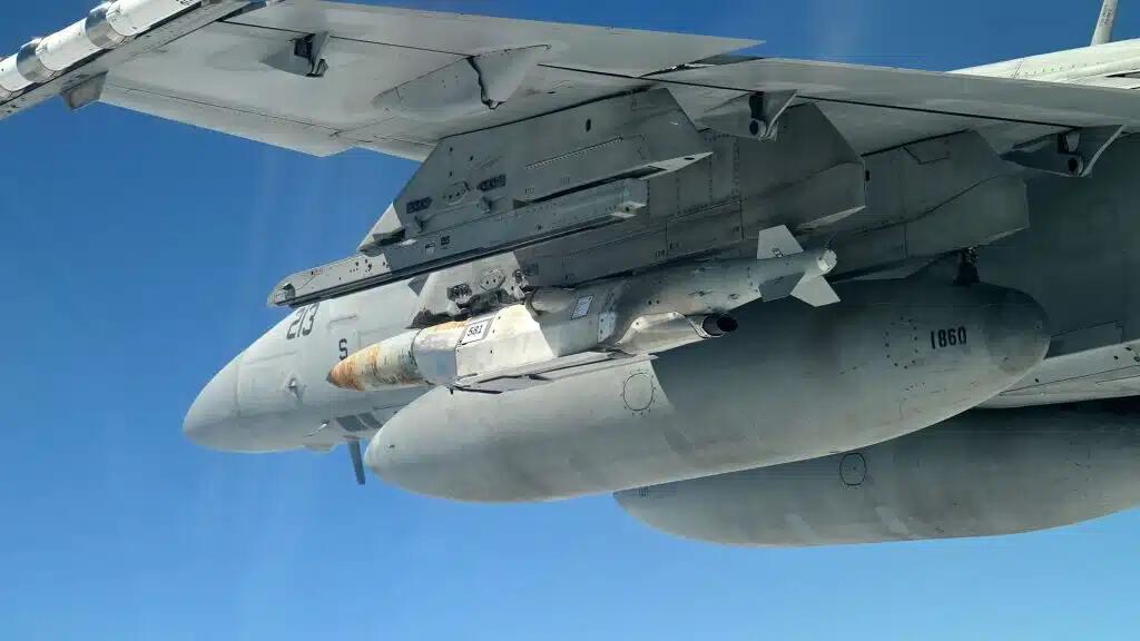 Hassas Güdüm ve Uzun Menzil Bir Arada: JDAM-LR Sahneye Çıktı