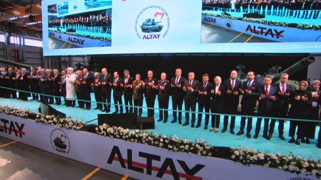 682 Bin Metrekarelik Tesiste Robotik Kaynak Sistemleri ile Ayda 8, Yılda 96 Altay Tankı Üretilecek