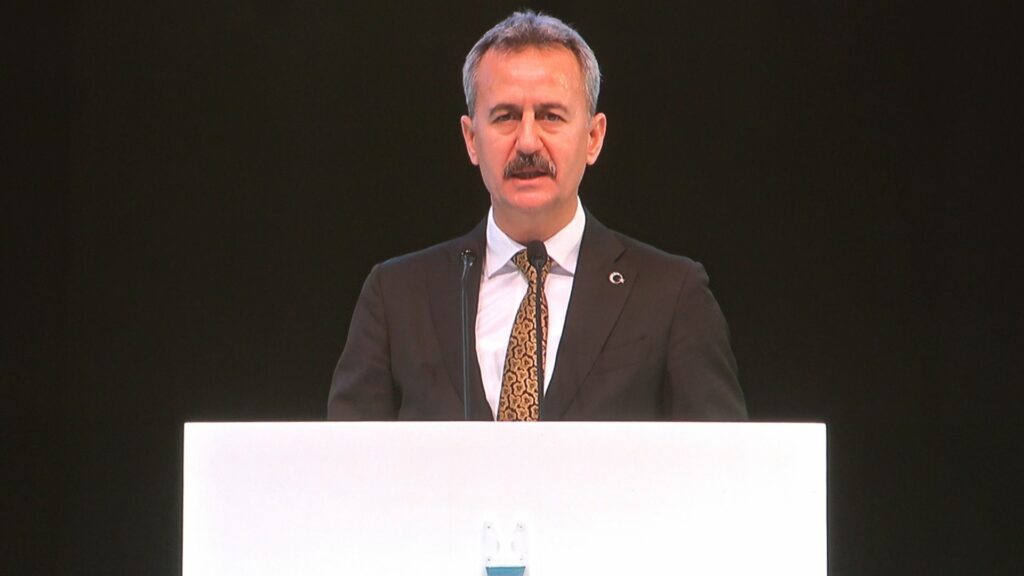 682 Bin Metrekarelik Tesiste Robotik Kaynak Sistemleri ile Ayda 8, Yılda 96 Altay Tankı Üretilecek