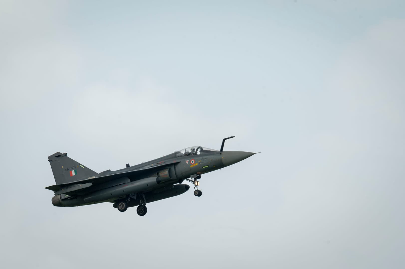 HAL Tejas: Hindistan'ın Yerli Savaş Uçağı Gökyüzünde