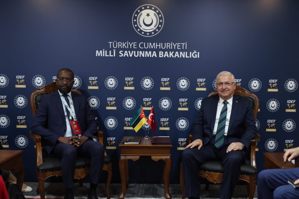 Millî Savunma Bakanı Güler’in IDEF 2025 Görüşmeleri