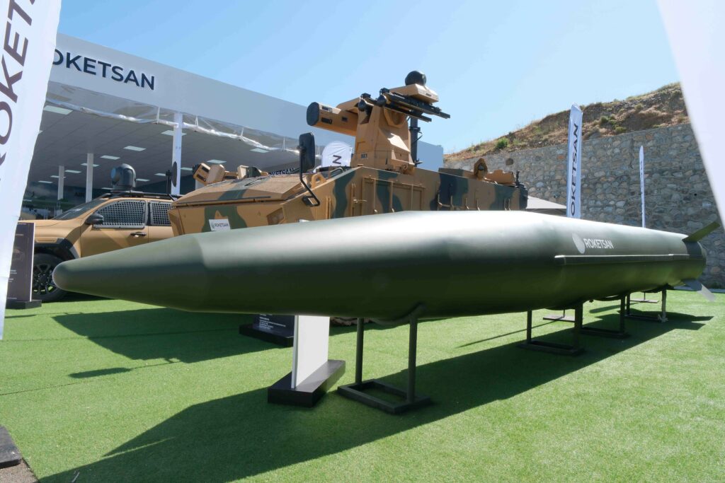 ROKETSAN’ın Sahada Adeta Yeryüzü Şekillerini ve Dolayısıyla Oyunu Değiştiren Sistemleri EFES 2026 Savunma Sanayi Sergisinde Ziyaretçilere “İşte O Bendim!” Diyor