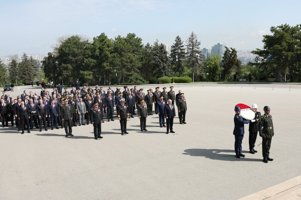 OYAK’ın 2025 Yılı Neması Yüzde 37,1. OYAK’ın 66’ncı Olağan Genel Kurulu, Millî Savunma Bakanı Yaşar Güler’in Katılımıyla Gerçekleşti