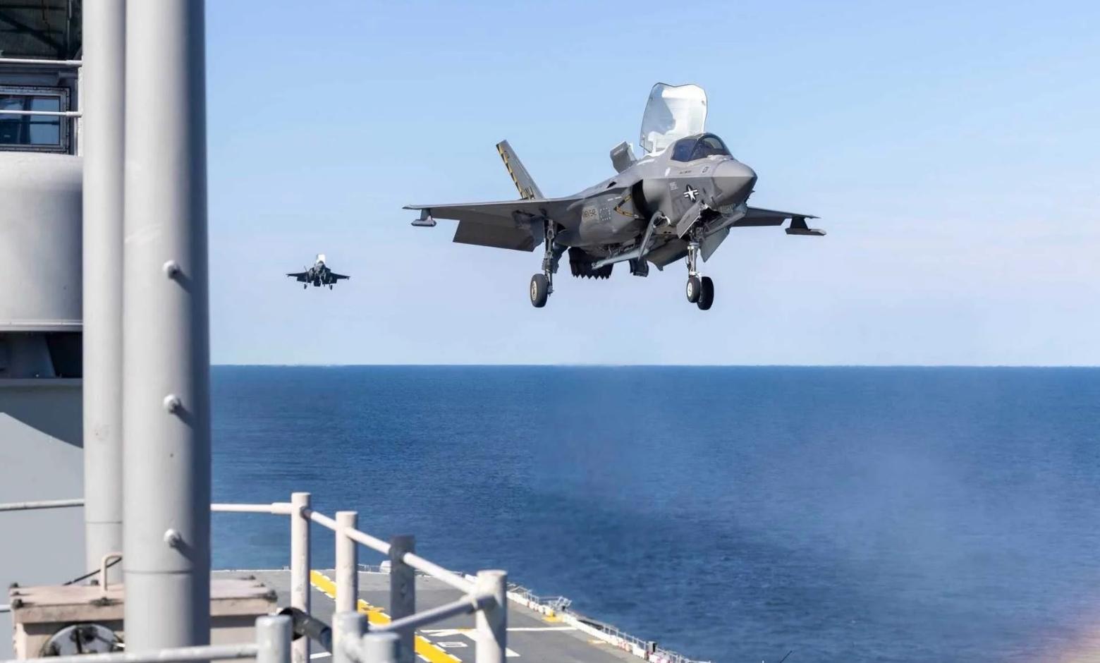 ABD Deniz Piyadeleri F/A-18 Hornet Dönemini Kapatıyor