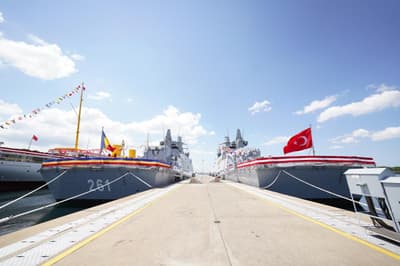 Türkiye ilk kez NATO ve AB üyesi bir ülkeye savaş gemisi