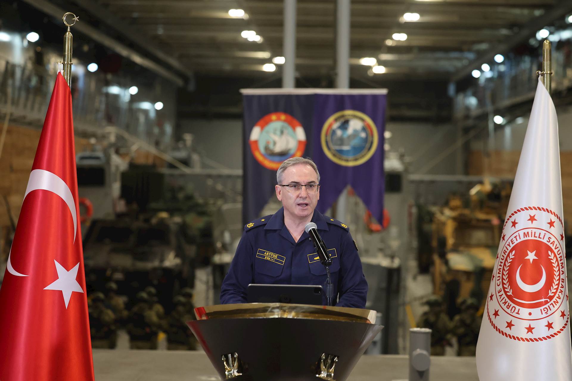 Millî Savunma Bakanlığı Haftalık Basın Bilgilendirme Toplantısı, Akdeniz Açıklarındaki TCG Anadolu’da Gerçekleştirildi
