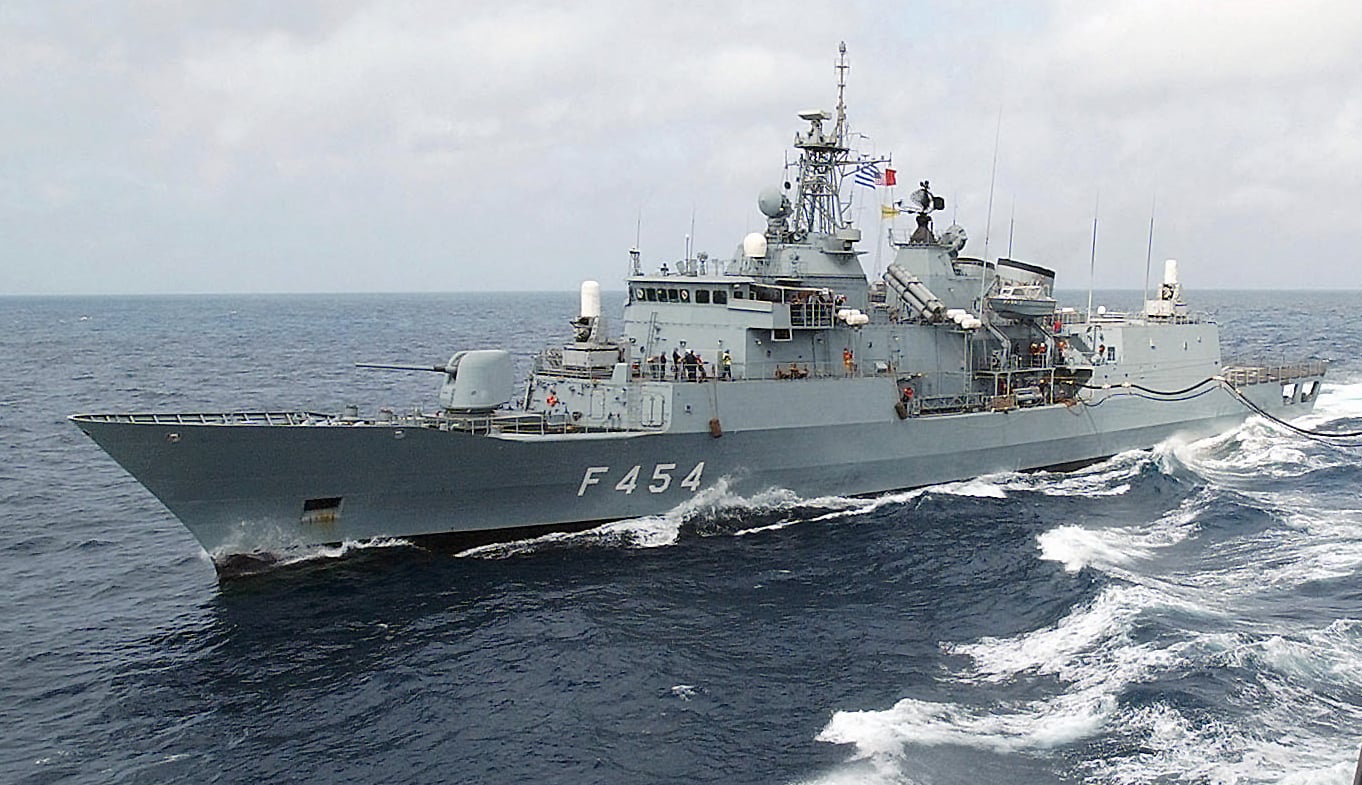 Yunanistan’dan fırkateyn alımına ve modernizasyonuna yeşil ışık