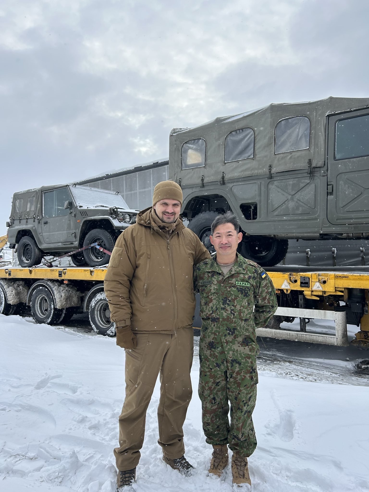 Japonya’dan Ukrayna’ya zırhlı araç teslimatı