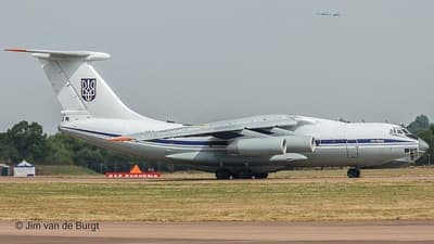 Ukrayna Il-76MD Uçağı Şabwa Havalimanı'nda Gözlemlendi