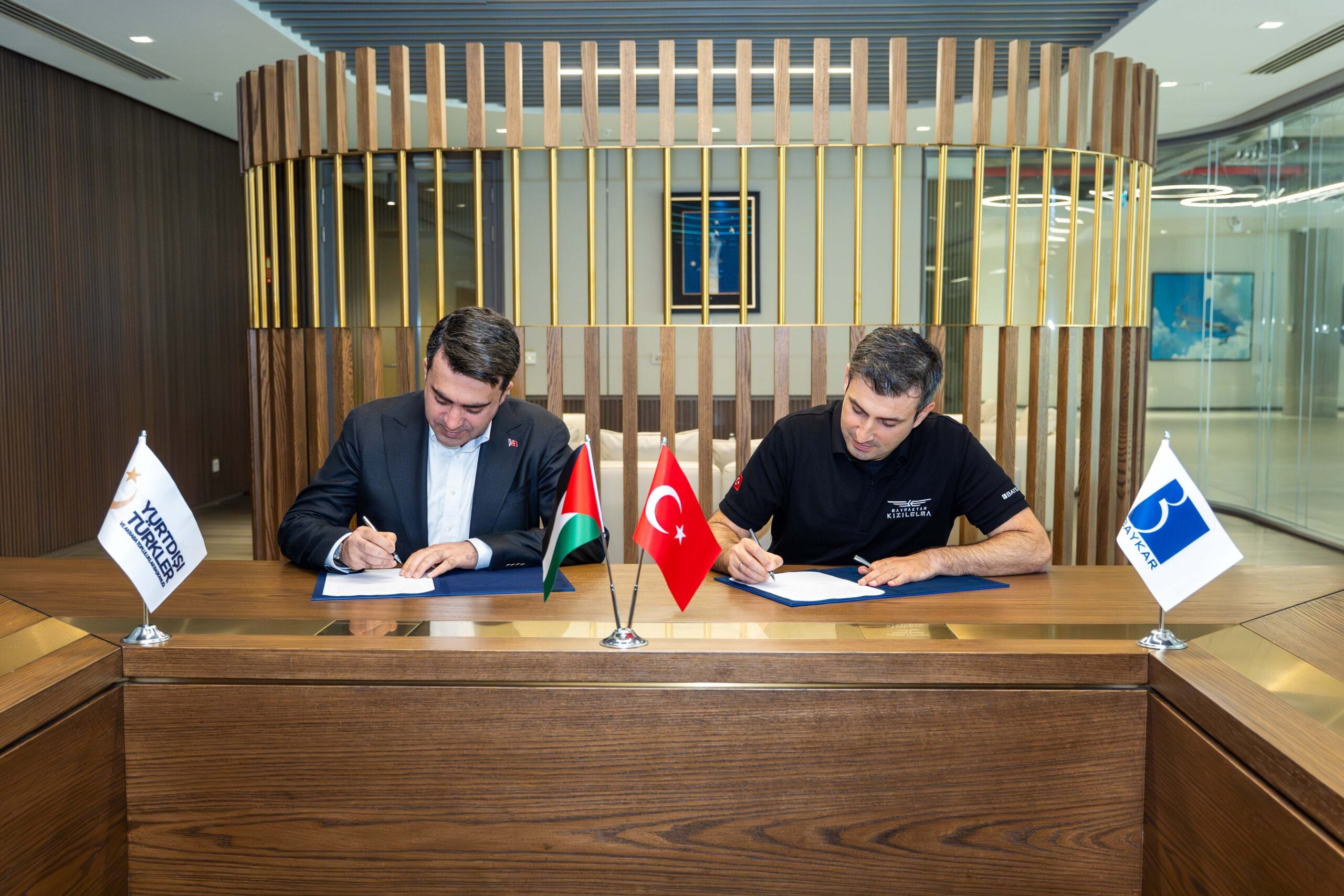 Baykar’dan Filistinli öğrencilere eğitim desteği