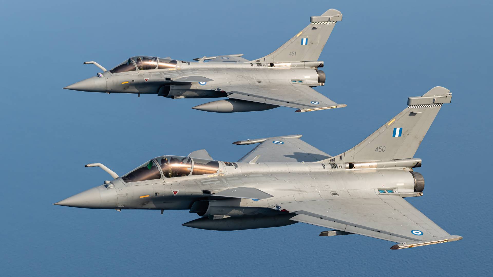 Fransa ve Yunanistan savunma anlaşmasını uzatacak