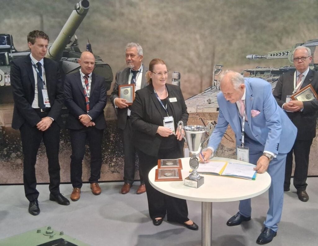 Yunanistan’dan 8×8 araçlar için iş birliği