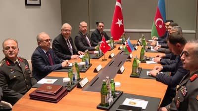 Millî Savunma Bakanı Yaşar Güler’in Azerbaycan-Türkiye-Gürcistan Üçlü Savunma Bakanları Toplantısı öncesinde Azerbaycan Savunma Bakanı