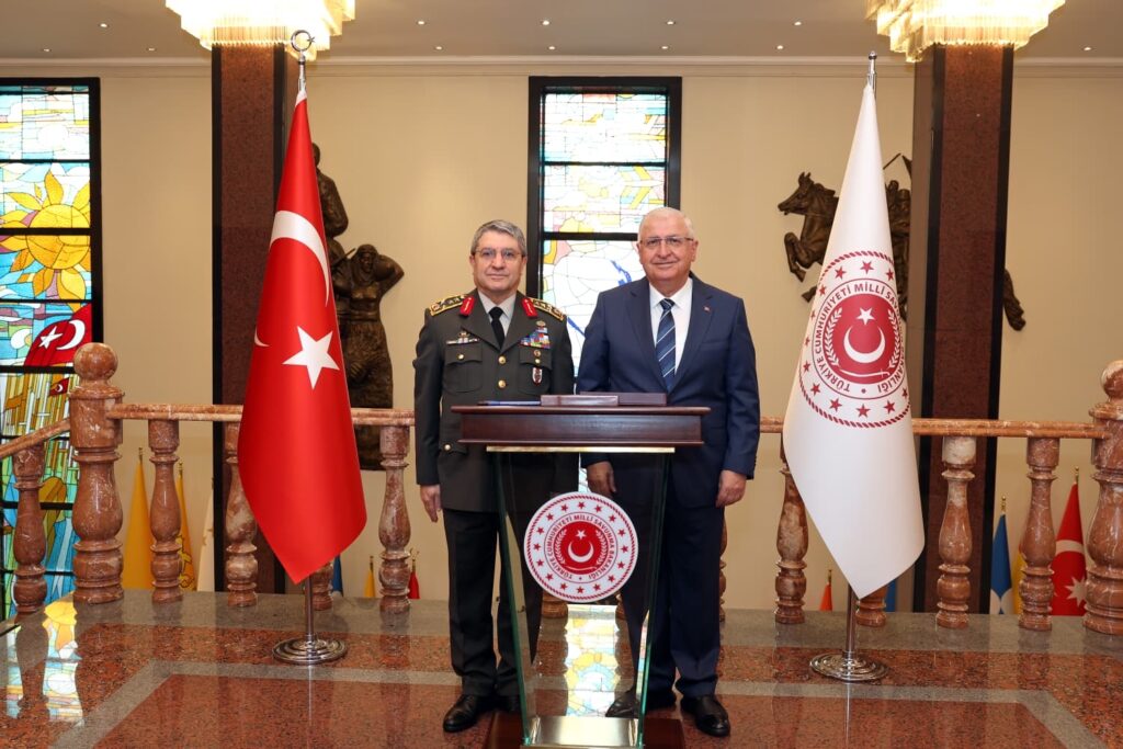 Genelkurmay Başkanlığı ve Kara Kuvvetleri Komutanlığında Devir Teslim Töreni