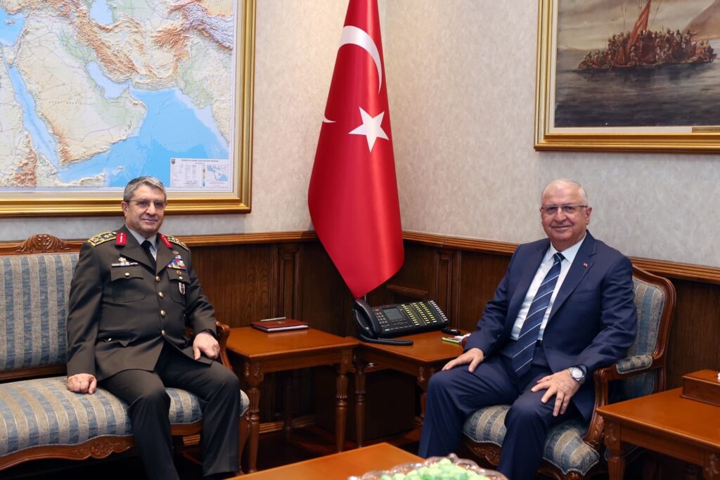 Genelkurmay Başkanlığı ve Kara Kuvvetleri Komutanlığında Devir Teslim Töreni
