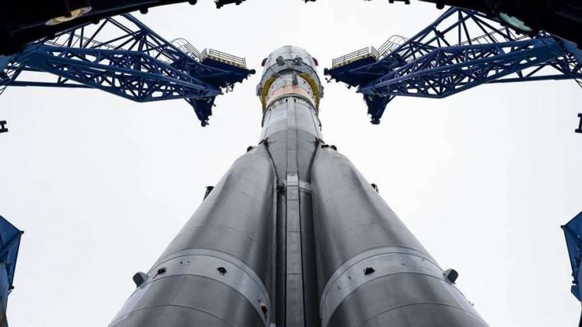 Rusya, Starlink'in Rakibi Uyduları Uzaya Fırlattı
