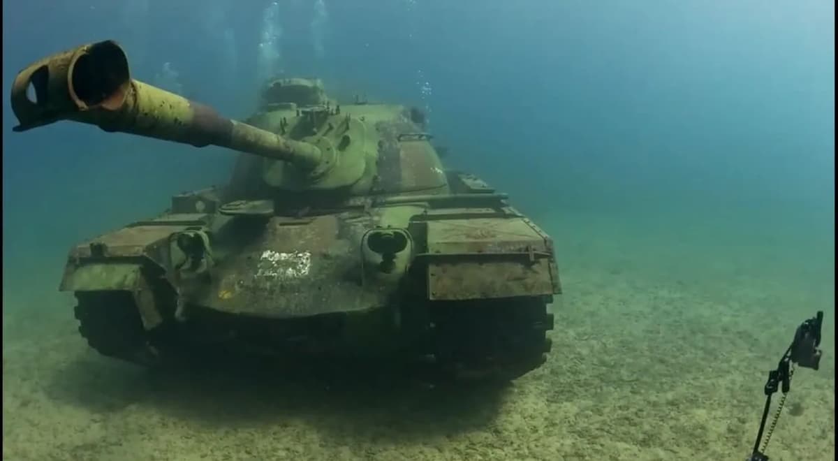 Deniz Altında Savaş Güzelliği